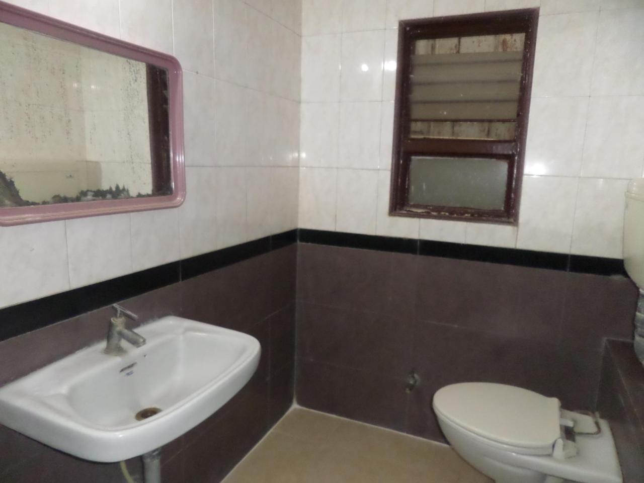 Hotel Padma Nashik Bagian luar foto